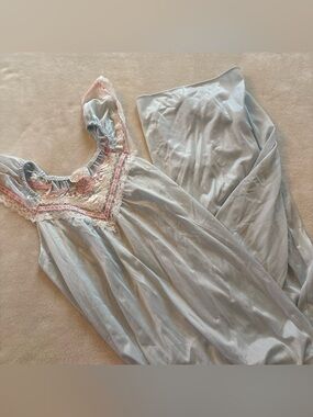 Vintage Gotham New York Blue Pink Cream Lace Medium Lingerie Nightgown